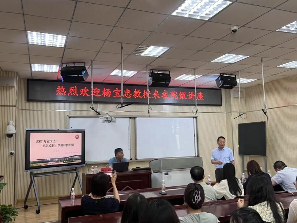 38055c6aee74fb1c419443dc9fdea9f